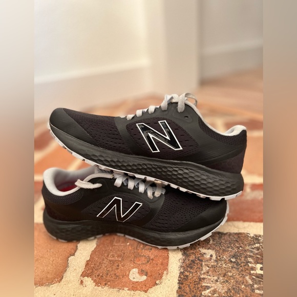 New Balance | Shoes | Preowned New Balance Womens 52 V6 W520cb6 Black  Running Shoes Sneakers | Poshmark